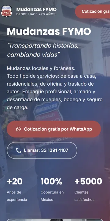 Sitio de Mudanzas FYMO en celular con botón de cotización gratis por WhatsApp y cifras de experiencia.